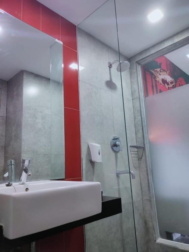 Grand Kolopaking Hotel Kebumen Zewnętrze zdjęcie