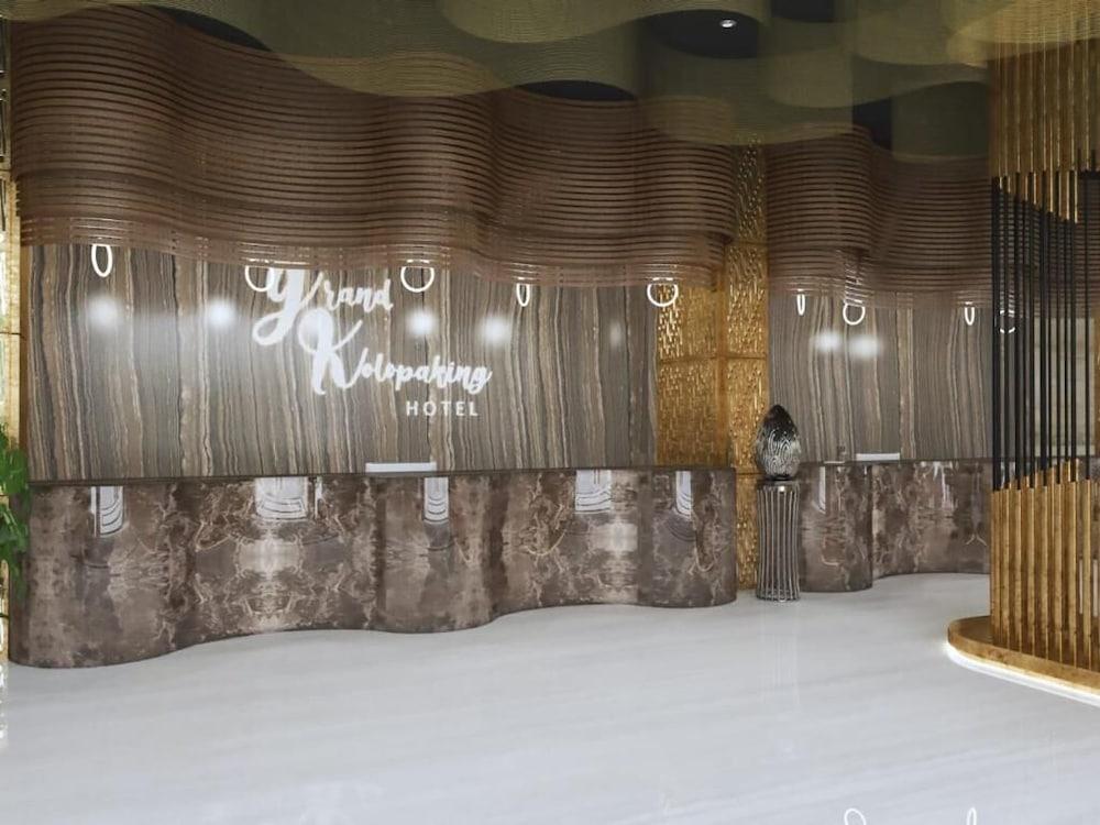 Grand Kolopaking Hotel Kebumen Zewnętrze zdjęcie